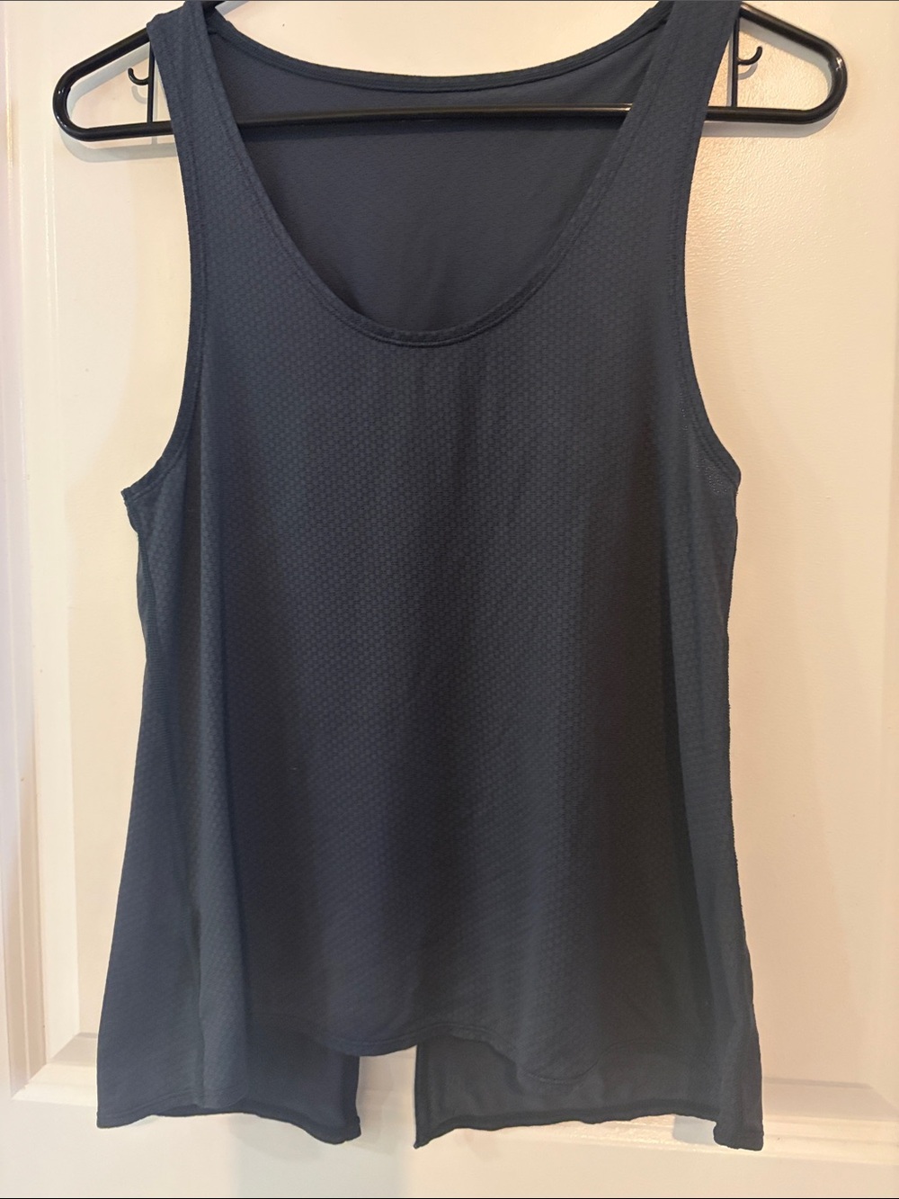 Women's Sleeveless Scoop Neck Tank Top - Dark grey